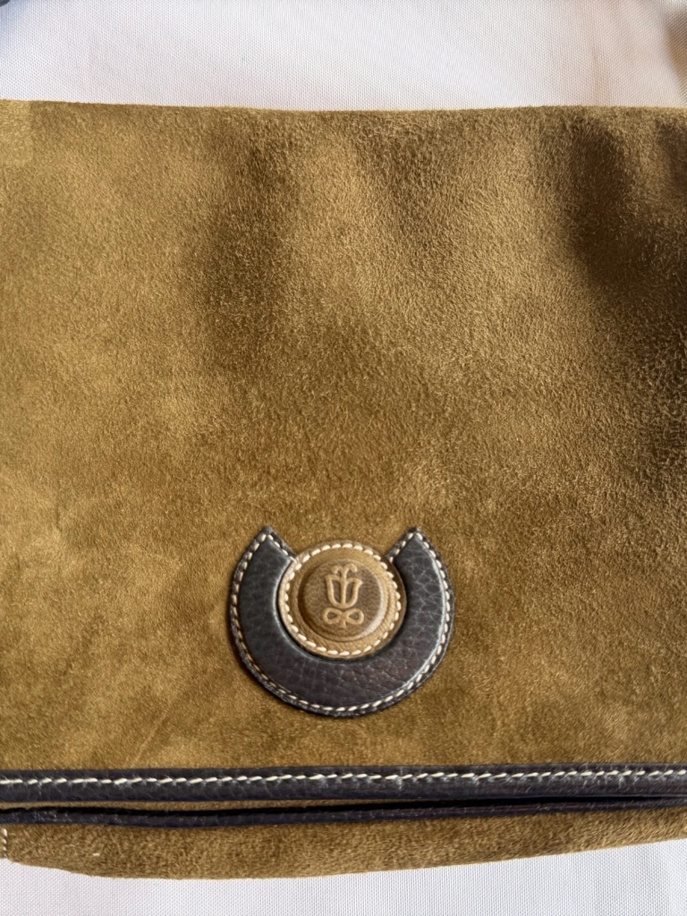 Vintage Lladro Dark Green Suede Purse with Braided Black Leather Detail - Picture 2 of 16